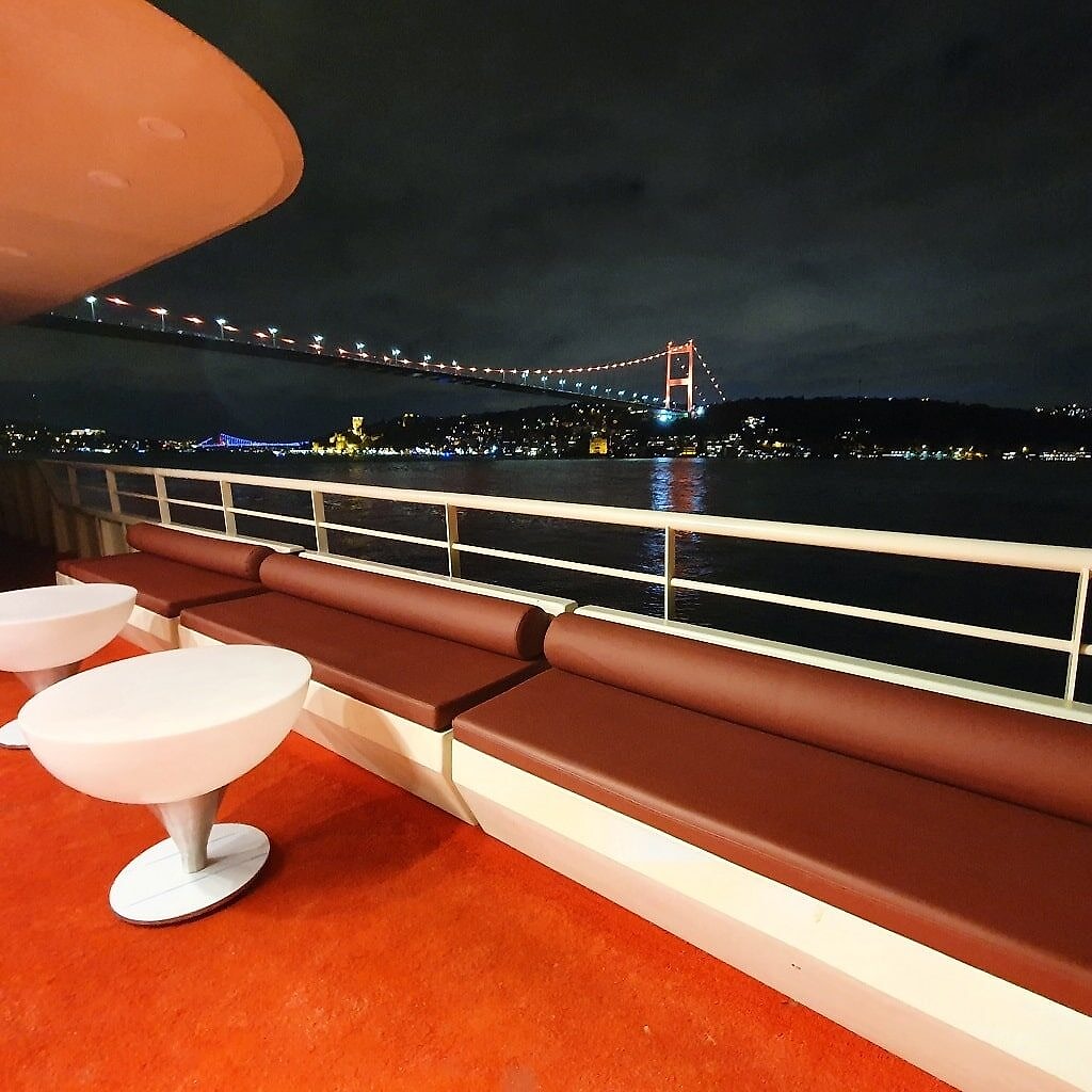 Gece Boğaz Turları