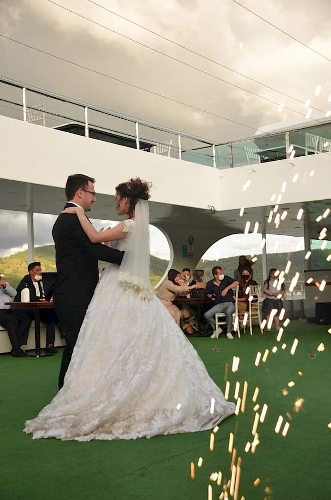 korona teknede dugun