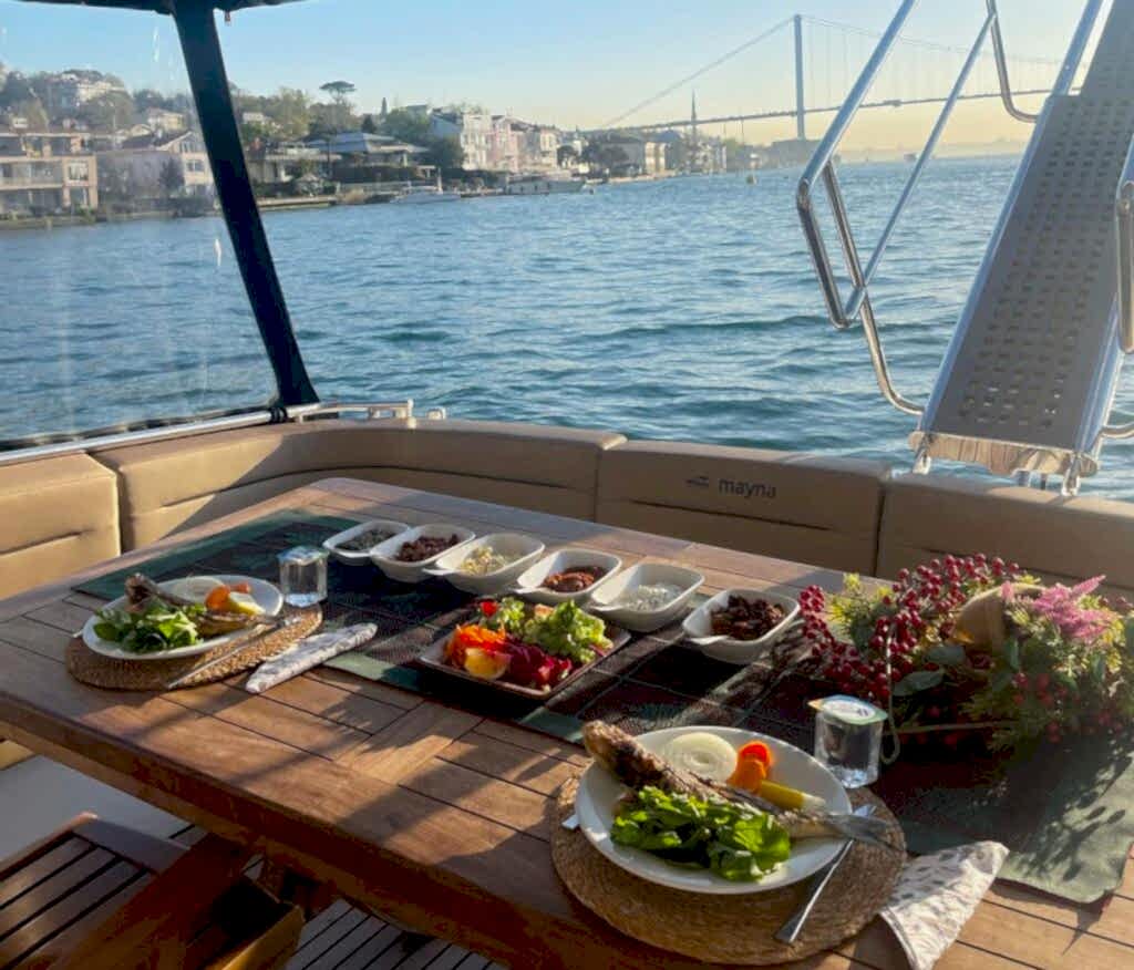 Teknede Şirket Yemeği Organizasyonu