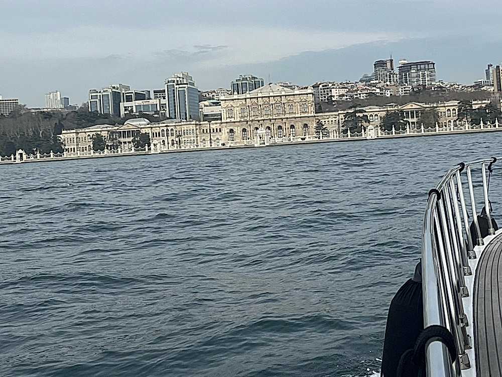 İstanbul’da Yat Kiralama: Sizi Bekleyen Muhteşem İstanbul Boğazı’nın Keyfini Çıkarın